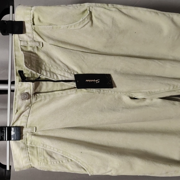 BRAND NEW WITH TAG - Pastel green jeans - Picture 2 of 7